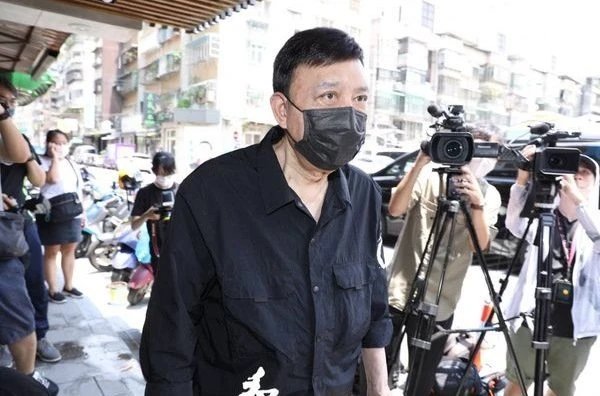 【余苑綺癌逝】李亞萍情緒低落缺席靈堂　余天憔悴揭近況