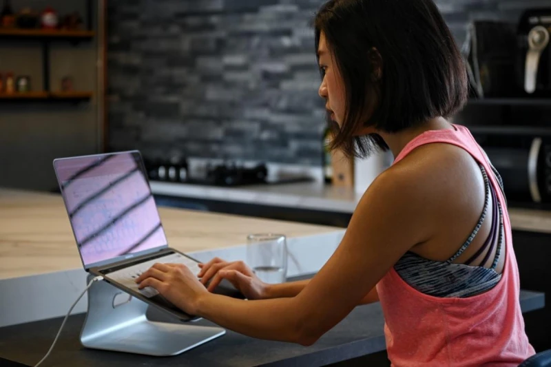 疫情催生新職銜　你聽過「首席愛心官」、「動態工作主任」嗎？