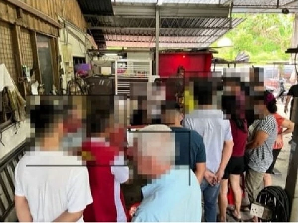 非法賭檔營業首天被警破獲　沒收逾3萬現金捕17人