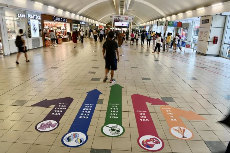 德士、私召車、渡輪和飛機都不屬於公共運輸？　一文看懂何時能「脫罩」