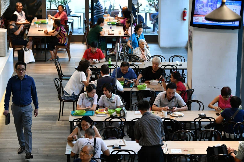 德士、私召車、渡輪和飛機都不屬於公共運輸？　一文看懂何時能「脫罩」