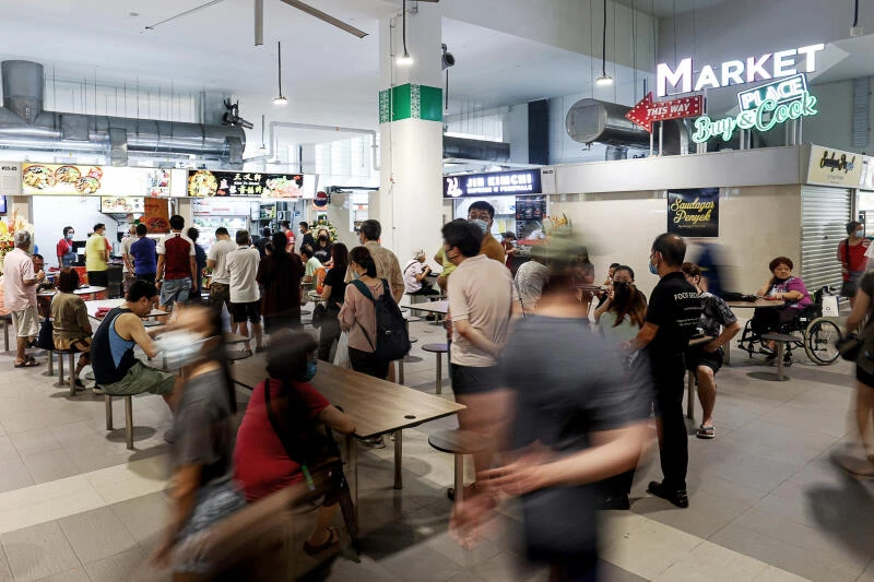 德士、私召車、渡輪和飛機都不屬於公共運輸？　一文看懂何時能「脫罩」