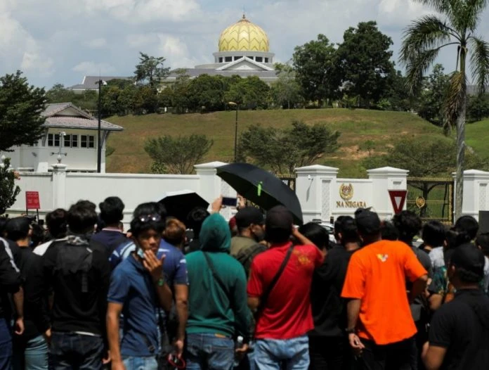 聲援納吉集會沒申請准證　警方要查召集人