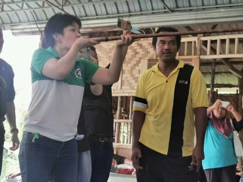 走入霹靂山村寄宿　中國留學生體驗大馬原生態生活