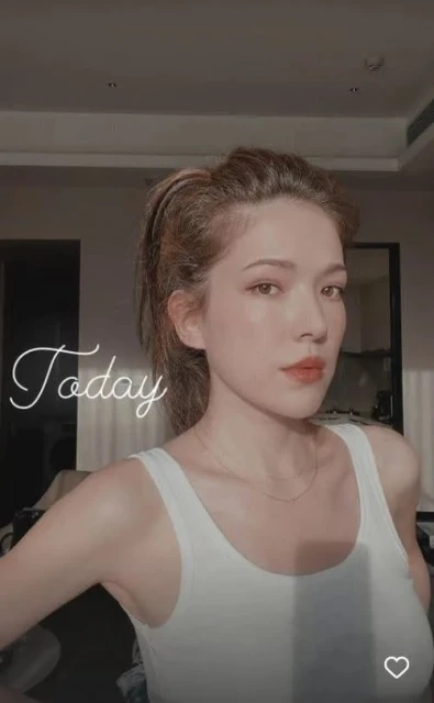 許瑋甯分享居家美照　好身材無所遁形