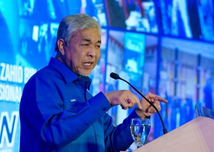 扎希呼籲巫統黨員　團結一致勿受政敵操縱