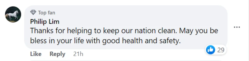 馬國小帥哥沒學歷越堤來新倒垃圾　月薪高達2980新元還當上網紅