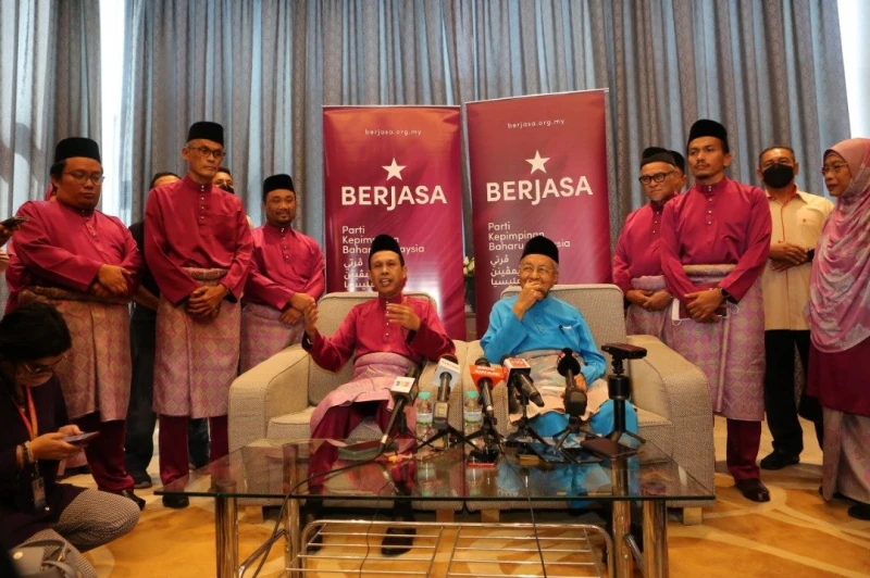 敦馬：非馬來人無需怕馬來人領導的政府