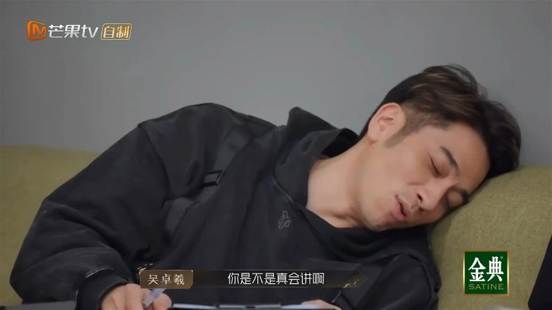 【披荊斬棘2】周柏豪曬胸肌自認「最帥的鴨」　吳卓羲遇難題爆粗