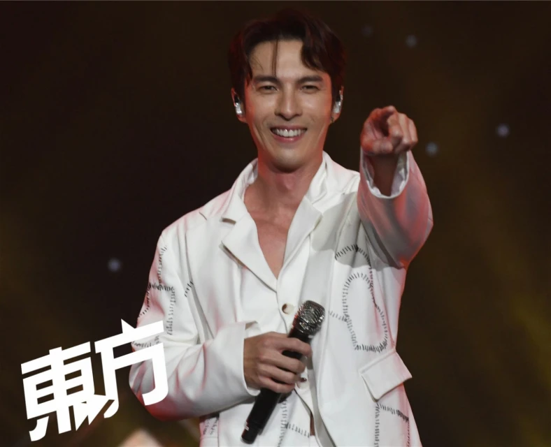 Rain來馬大方「脫了」秀腹肌　陳勢安李佳薇久違回家鄉獻唱