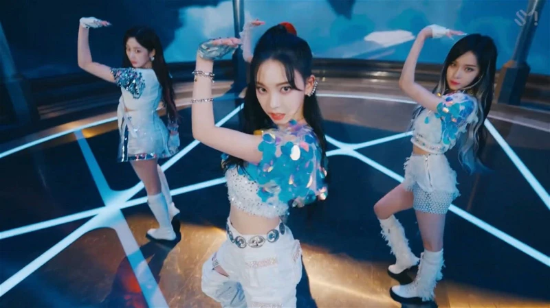 楊丞琳跳aespa《Next Level》卻播英文原曲　引韓網不滿狠批