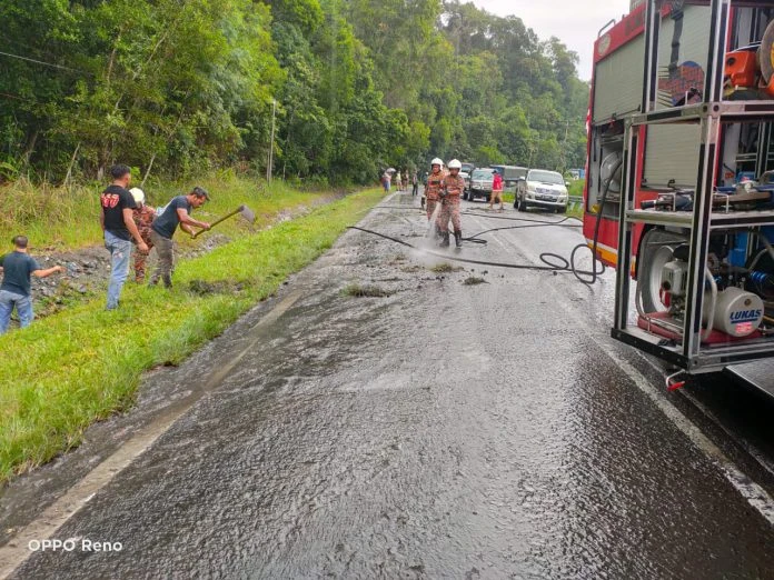 拿篤詩南山路段發生漏油事故