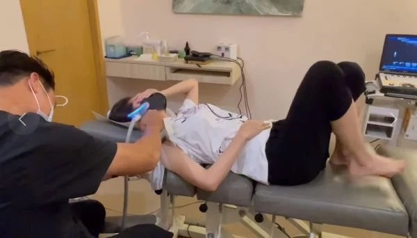 開唱在即右手「肌腱撕裂」急就醫　徐若瑄治療痛苦畫面曝光