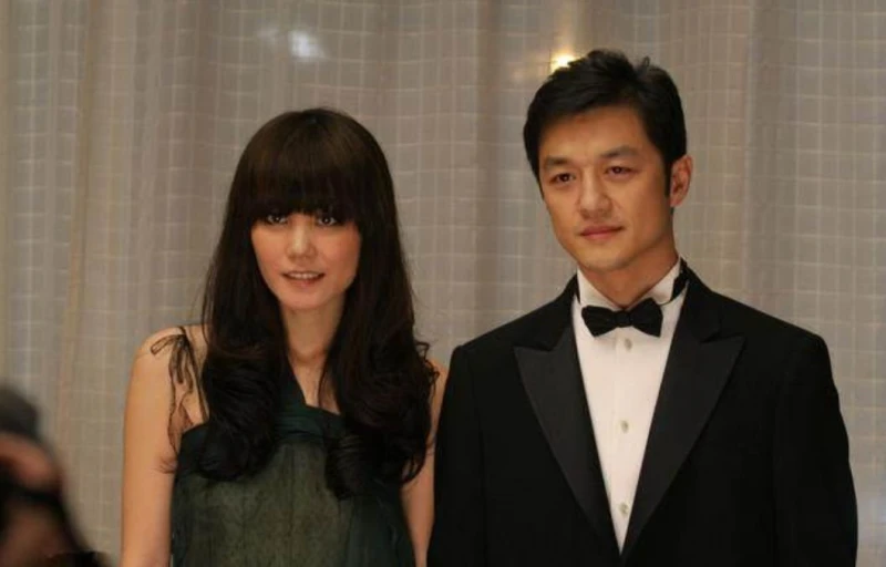 王菲與李亞鵬離婚真相曝光？　記者爆：全因男方的問題