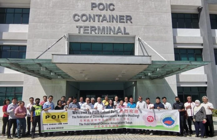 吳添泉率團訪篤棕油綜合工業 冀政府配合引進國內外投資