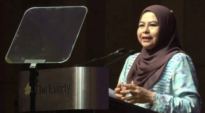 講義與筆記教學模式已過時　諾萊妮：授課需更符合就業需求