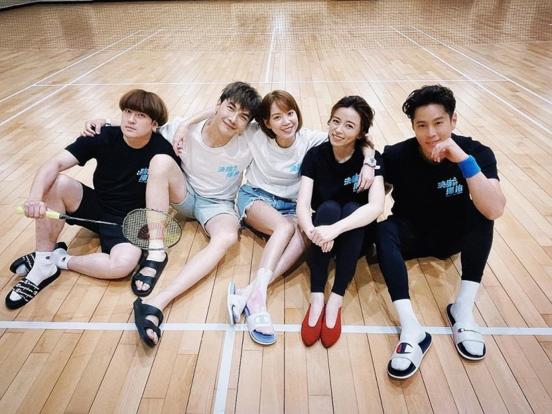 淚別艾成王瞳復工近況曝　謝佳見訂好機票準備返馬