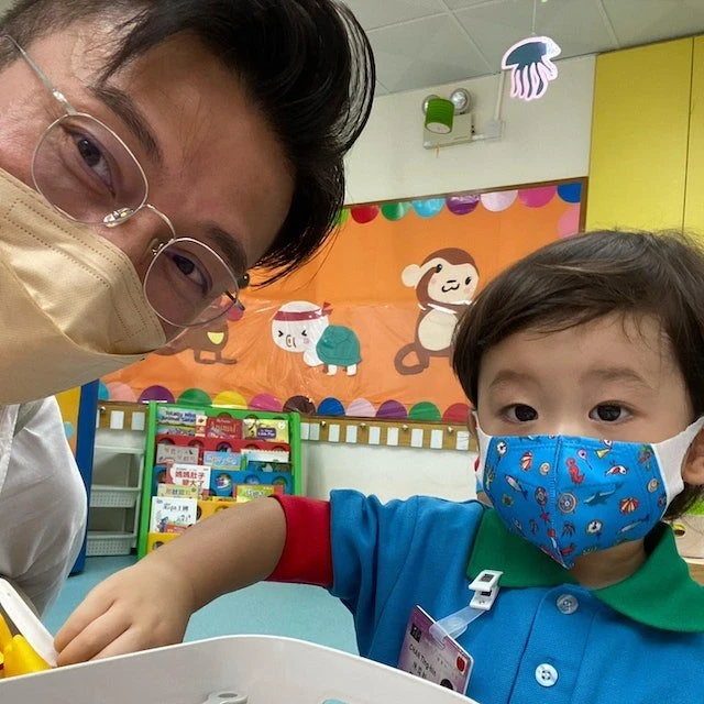 陳山聰棄名校讀隱世幼兒園　送兒子上學依依不捨