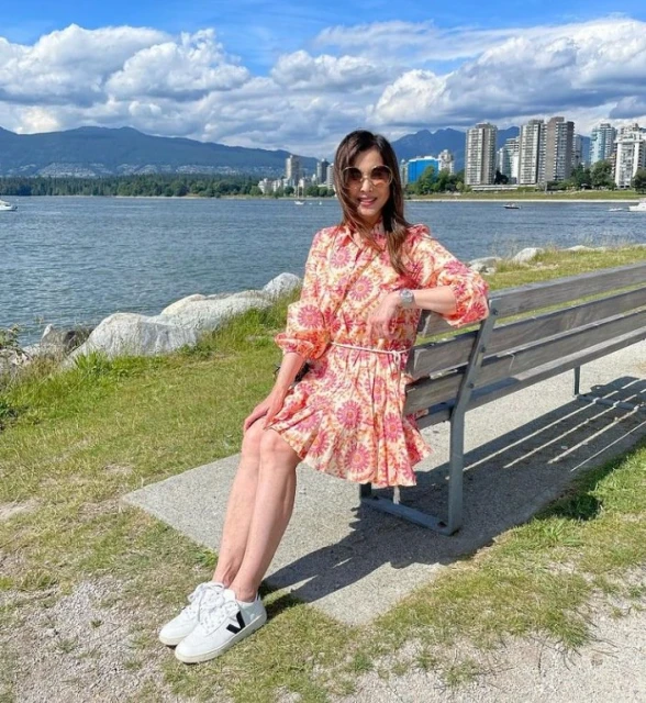 與女兒同框像姐妹　54歲李婉華拍片曬樣貌變化史