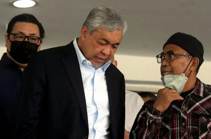 副檢察司：扎希收賄1356萬新幣指控　非選擇性提控