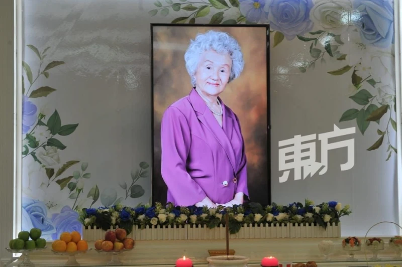 韓瑛10年前已選好遺照　家屬遵從遺願骨灰海葬