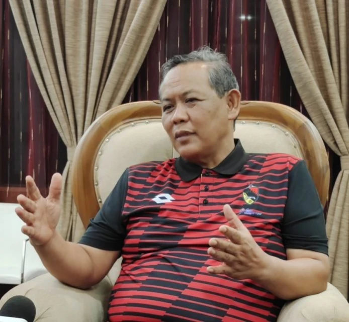 安華若守土波德申國席   阿米努丁：藍眼將士氣大增