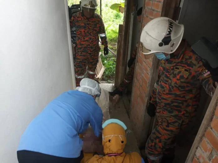 35歲青年被發現   倒斃家中沖涼房