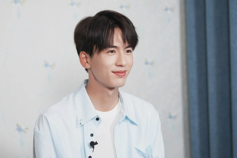 憑《蒼蘭訣》「長珩仙君」人氣暴漲　張凌赫如願與白鹿合作：盼角色再突破