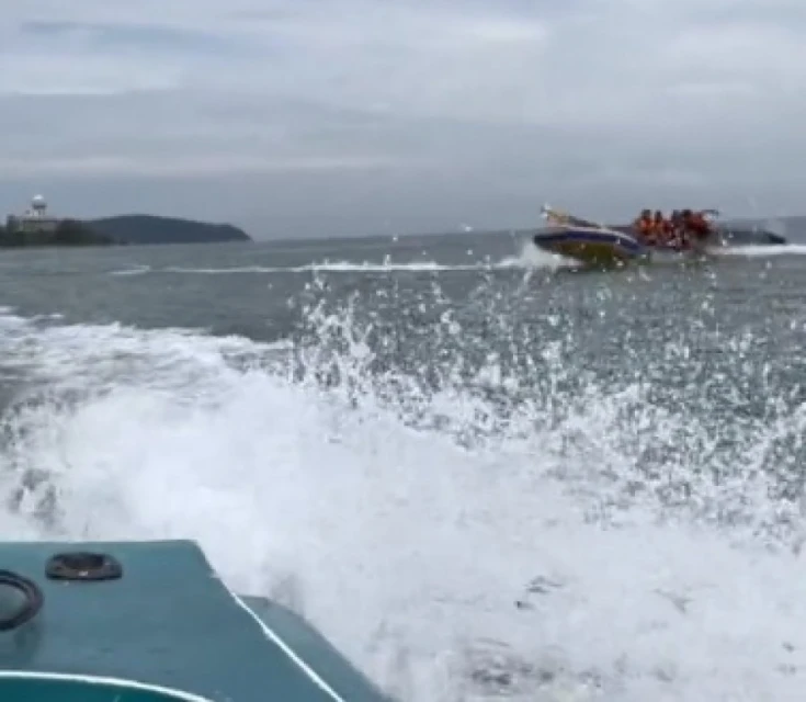 波德申海域發生「船撞船」　警方暫未接投報