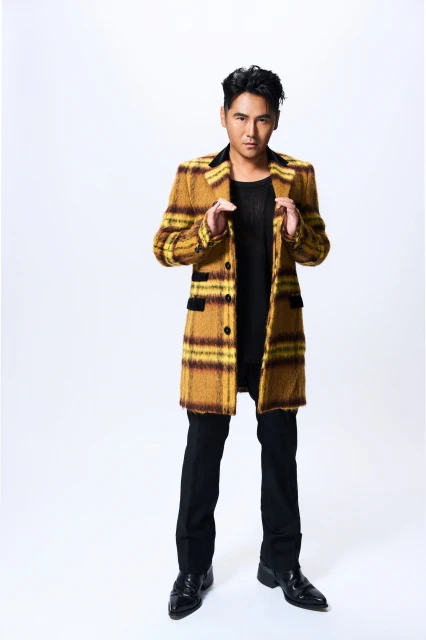 強勢回歸！　曹格新專輯重新演繹20首粵語金曲