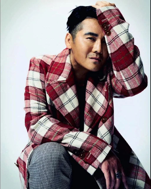 強勢回歸！　曹格新專輯重新演繹20首粵語金曲