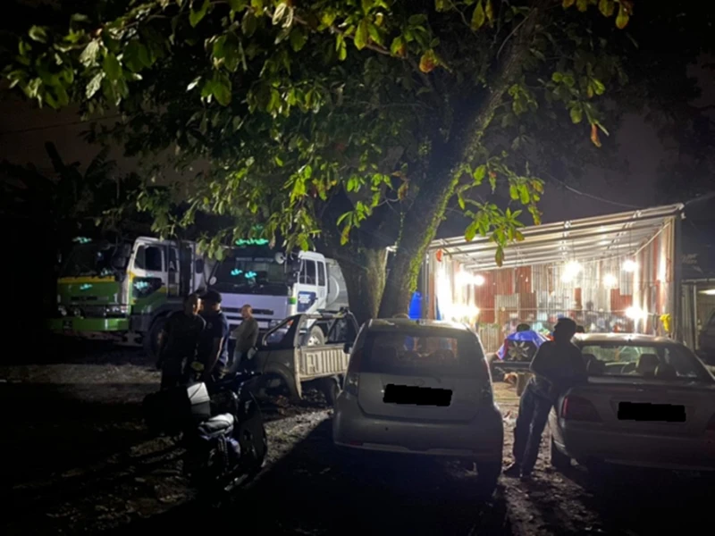 警突擊甘拜園貨倉 破獲柴油走私扣6嫌