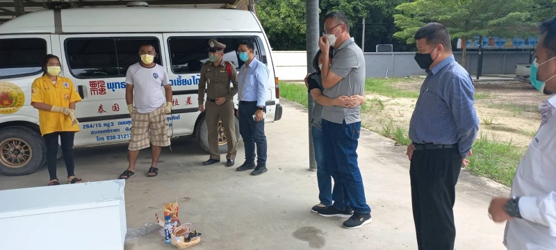 挖出高度腐爛遺體 魏振峰雙親失控灑淚