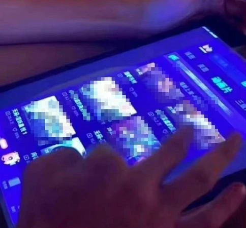 李易峰開房看成人片私照外流   爆「選妃」拍戲酒店藏嬌