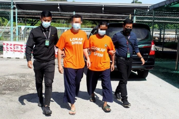 涉嫌收賄40萬批政府地　1公務員2公司董事被延扣7天