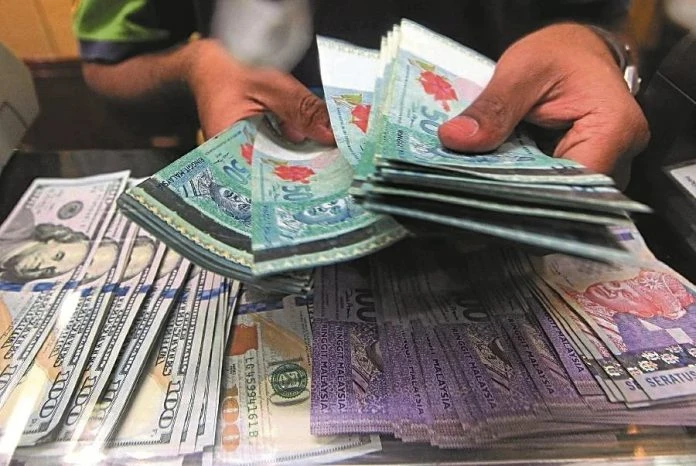 美元走強+美聯儲料續升息　令吉短期持續承受貶值壓力