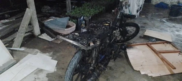 廚房失火 殃及摩哆與洗衣機