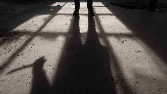 馬國妻疑為保險金 買兇殺夫14刀奪命