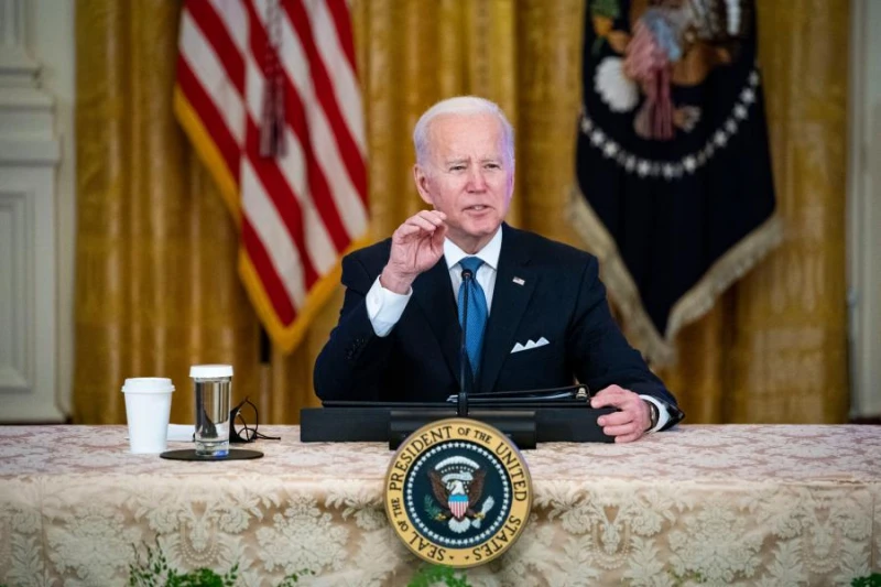 韓國總統爆粗被逮著　盤點政治人物忘關麥克風失言的經典「社死」場面