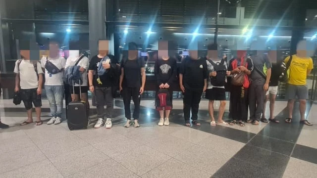 再13名馬國獲救「豬仔」返回馬來西亞 90人等待遣返