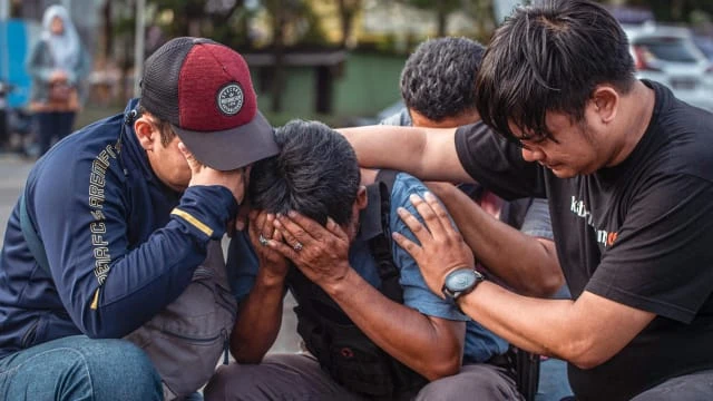 印尼足球踐踏事件 主辦方或未要求當局派醫護人員救護車到場戒備