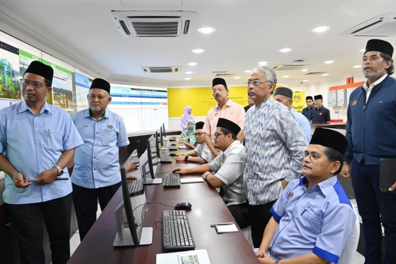 財案、國會解散同步進行？ 大馬首相、部長三緘其口