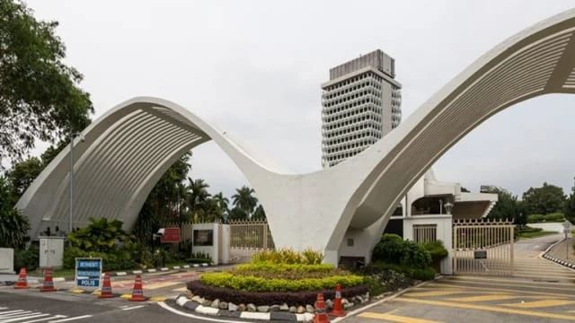 馬國民行黨議員入稟法庭 尋求檢視國會解散有效性