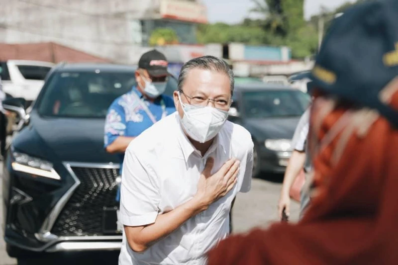 【大馬選舉】馬華證實派廖中萊再戰文冬 「他是最佳人選」