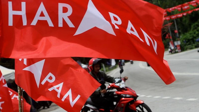 【大馬選舉】希盟公布競選宣言  承諾執政後降南北大道收費