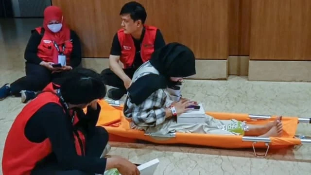 印尼大型活動又出事 韓團演唱會發生推擠30人暈倒