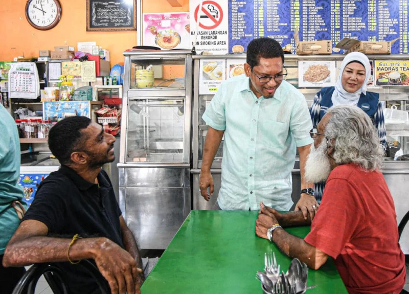 【大馬選舉】安華打捫國席領先 中間選民投票傾向難捉摸