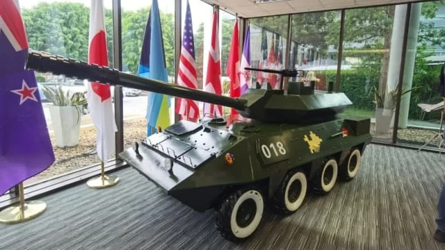 泰警APEC前再逮華商 揭公司藏紅旗車和「坦克」