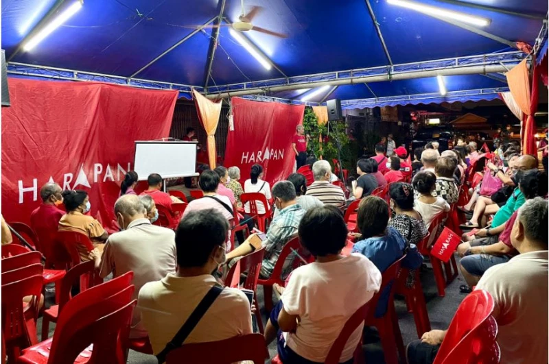 選前最後一個周末 霹選民冒雨聽希盟講座