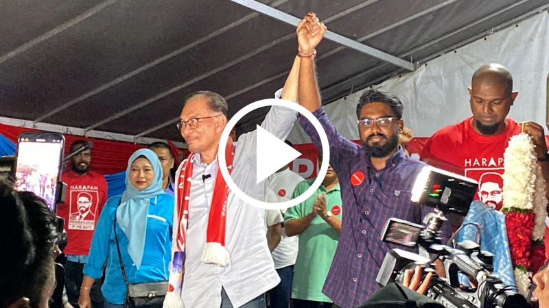 【大馬選舉】千人雨中力挺安華「當首相」 蔡添強未現身希盟講座